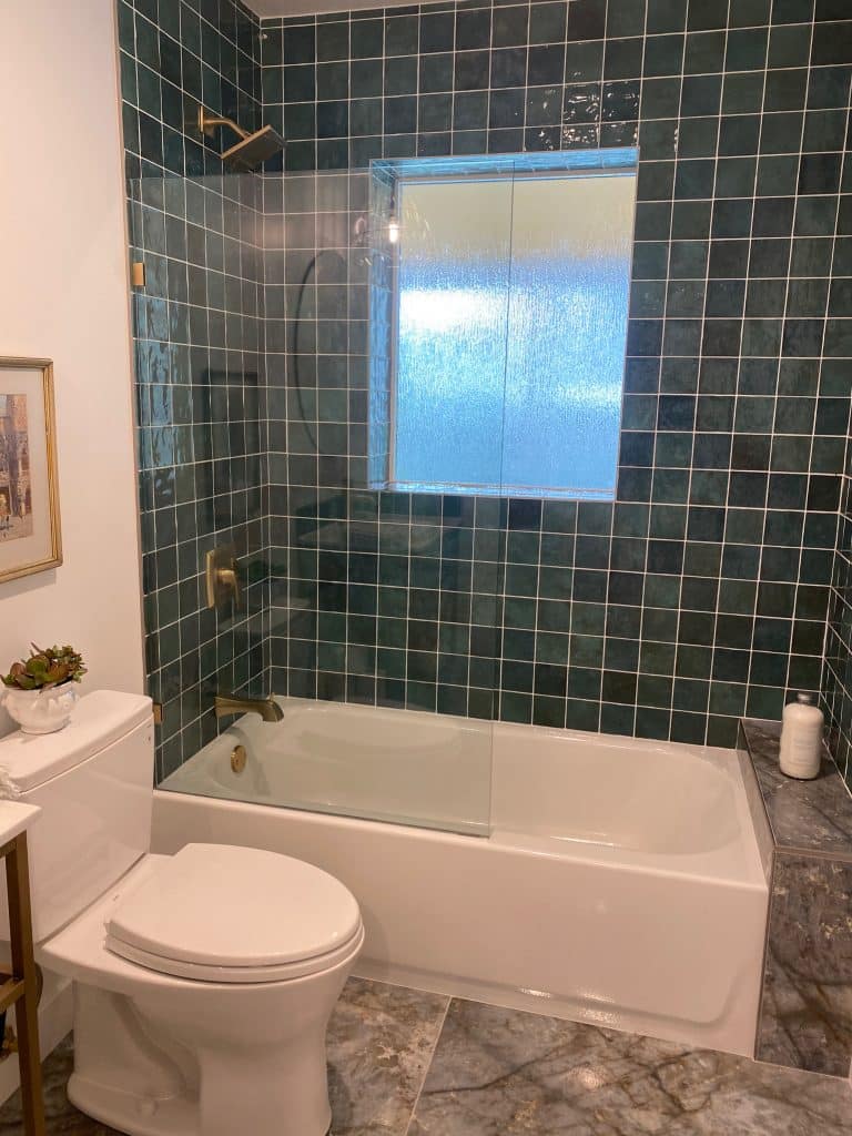Colonial Drive bathtub with green tile